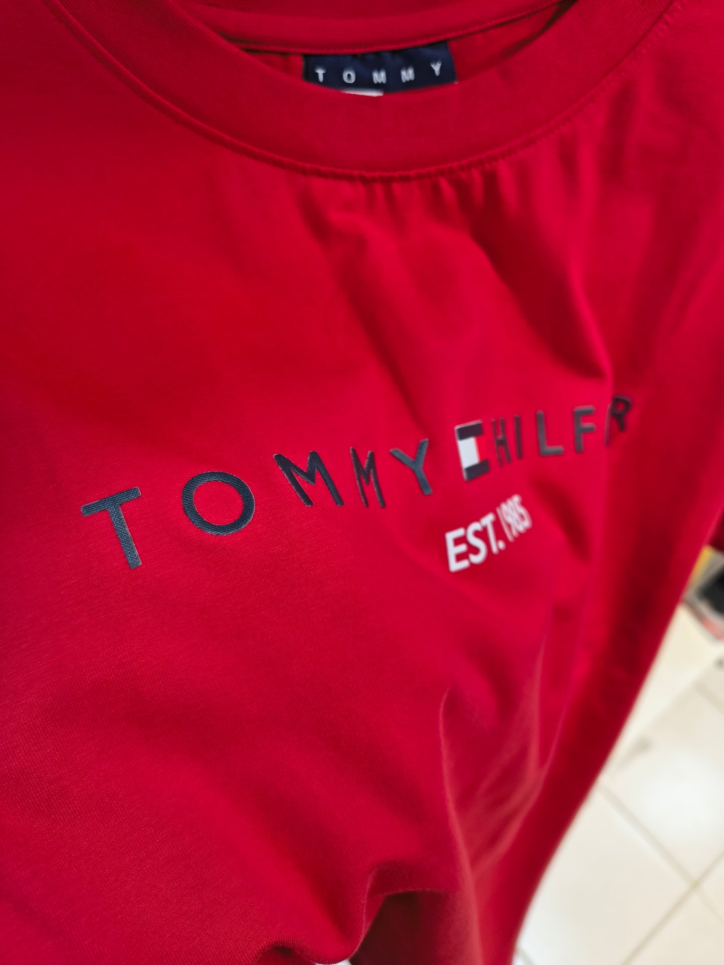 Tommy Hilfiger Round Neck