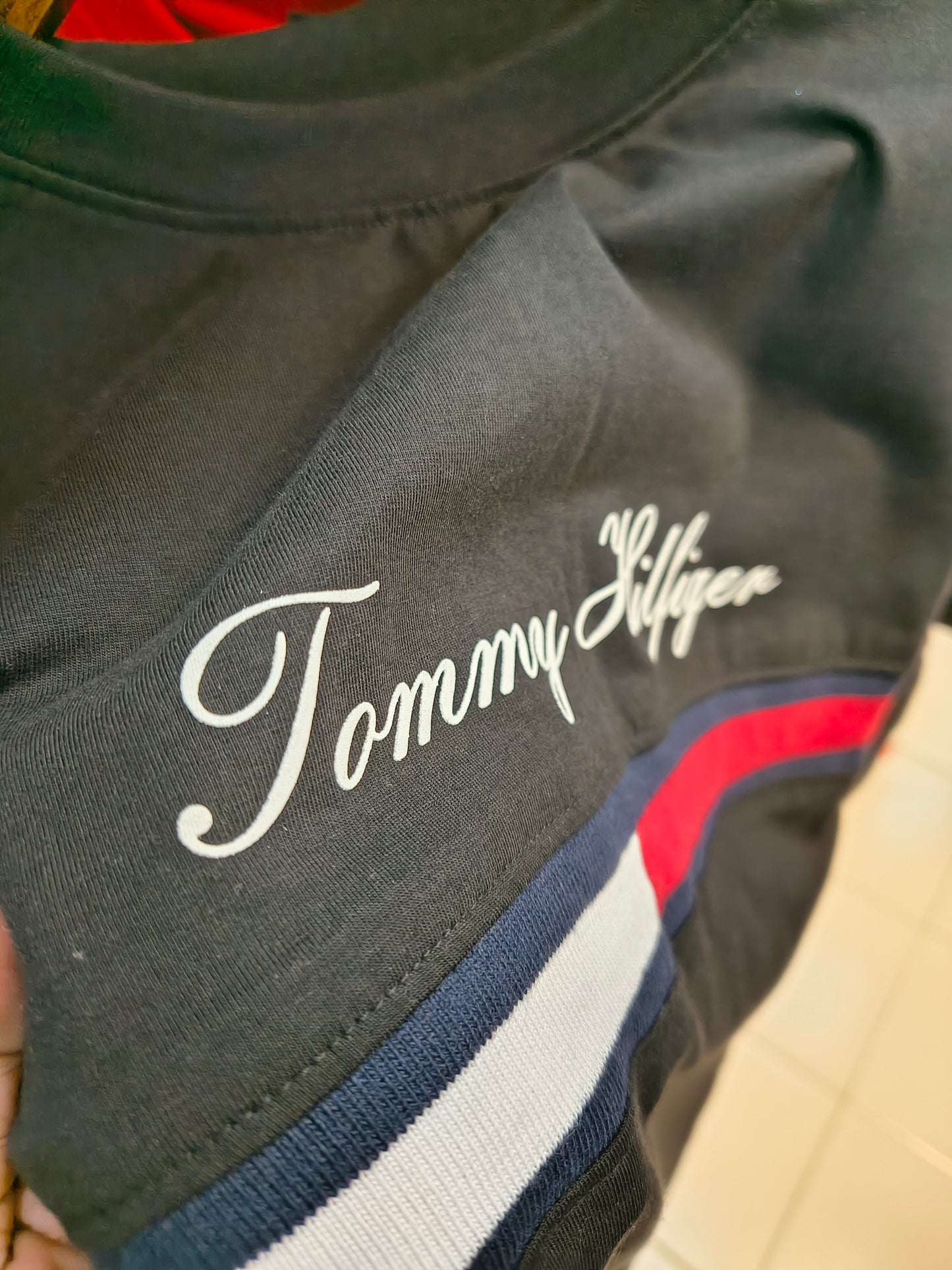 Tommy Hilfiger Round Neck
