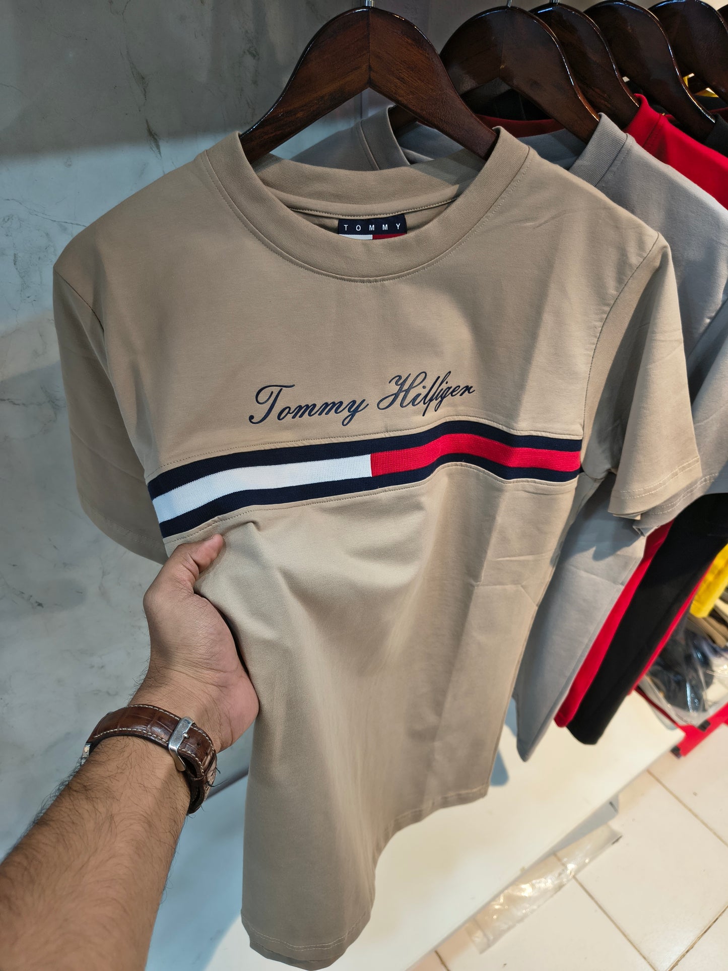 Tommy Hilfiger Round Neck