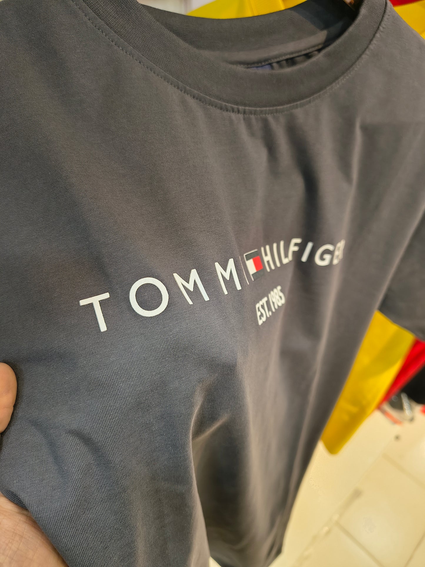 Tommy Hilfiger Round Neck