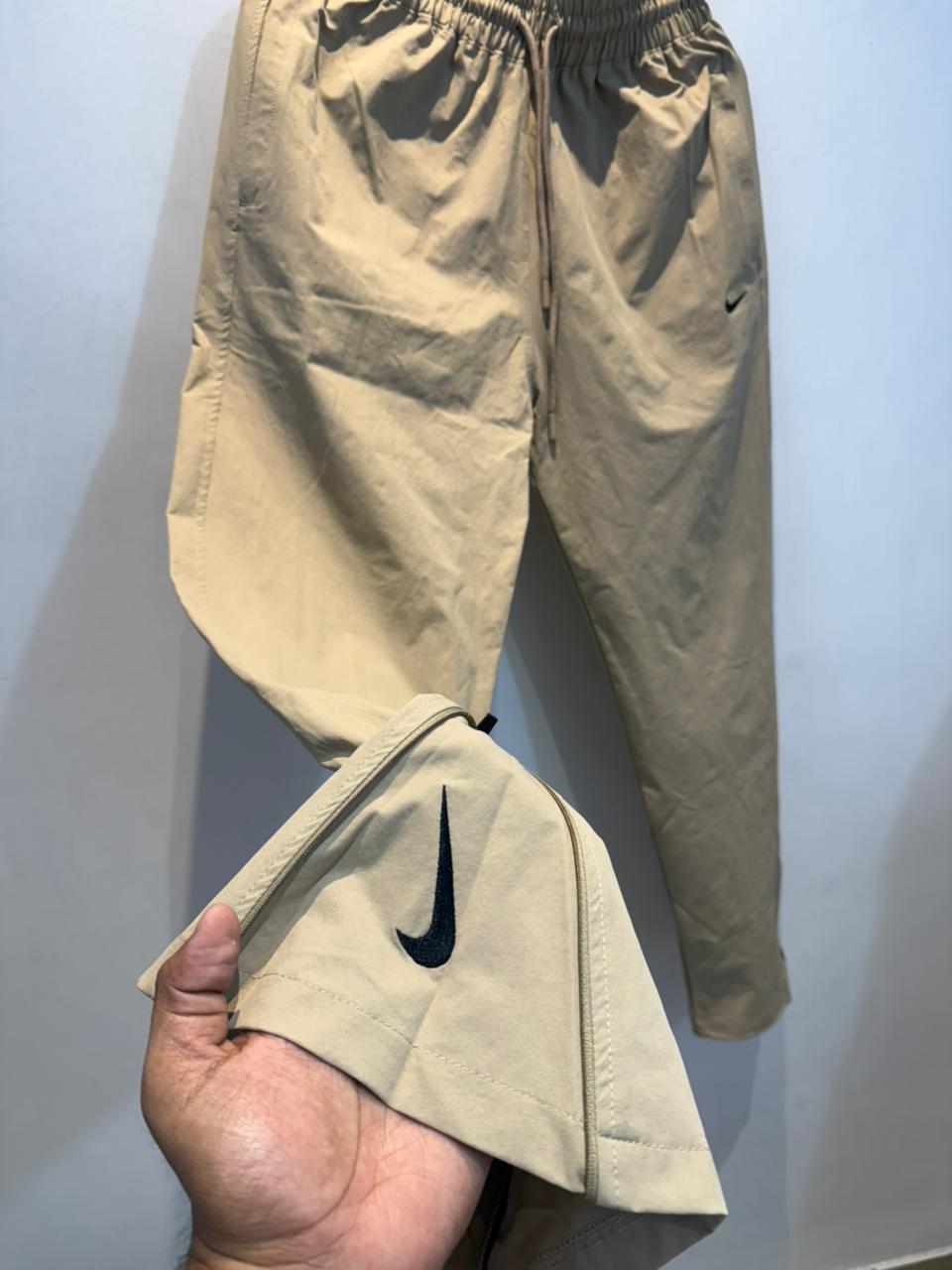 Bottom Zip T/P