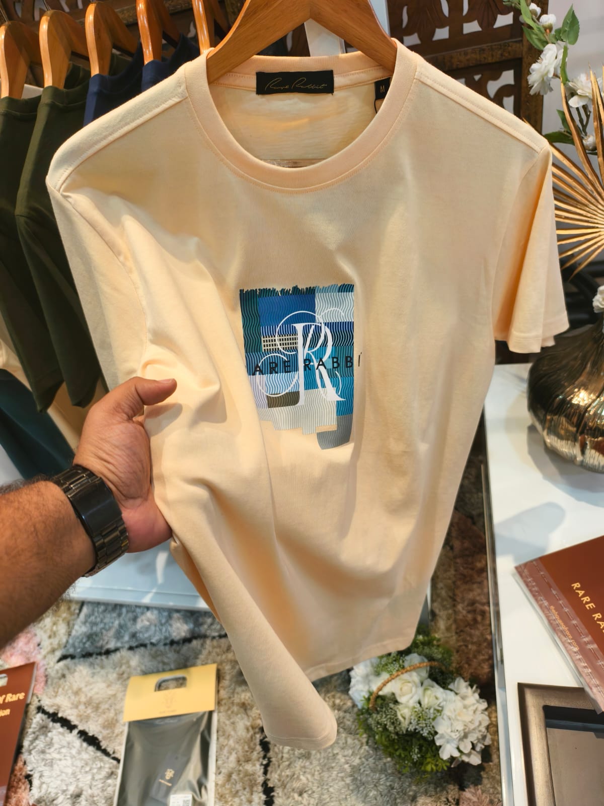 Rare Rabbit Round Neck (Skin)