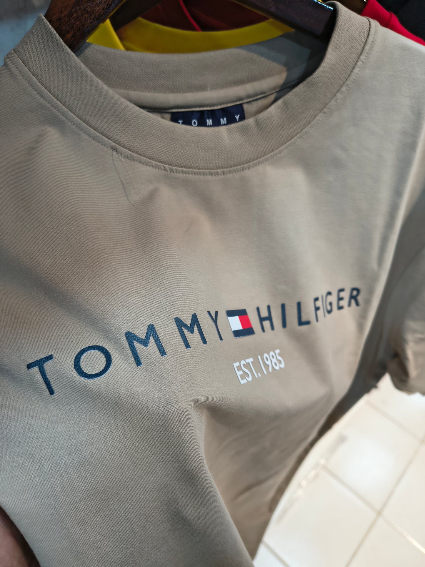 Tommy Hilfiger Round Neck