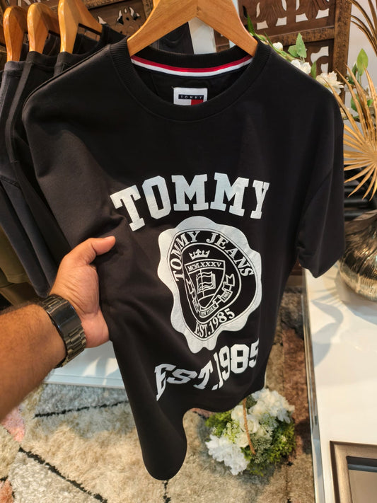 Tommy Round Neck (Black)