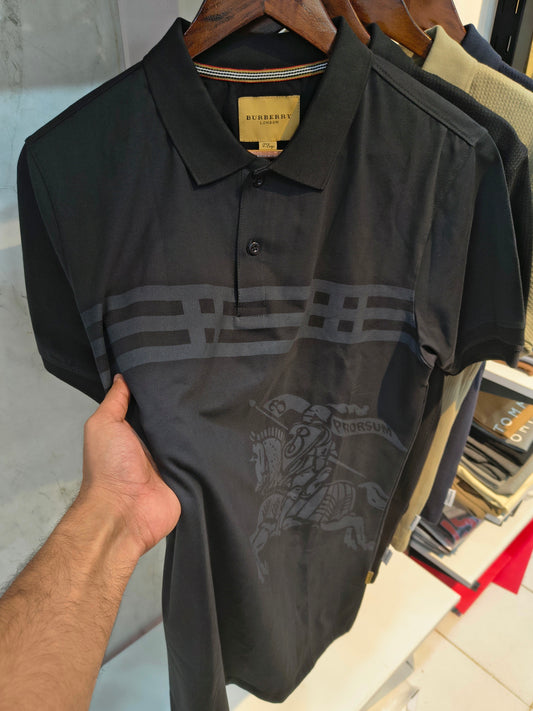 Burberry collar tshirt