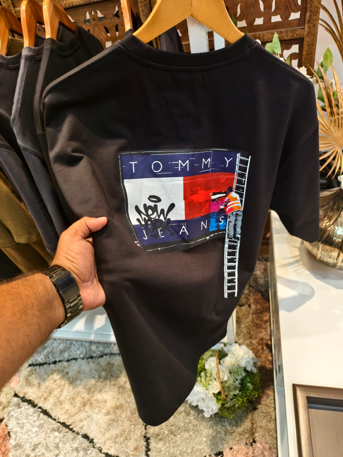 Tommy Round Neck (Black Backprint)