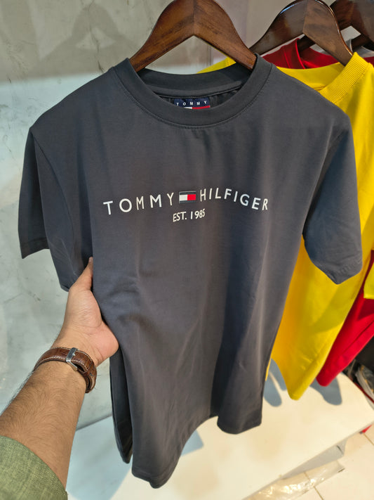 Tommy Hilfiger Round Neck