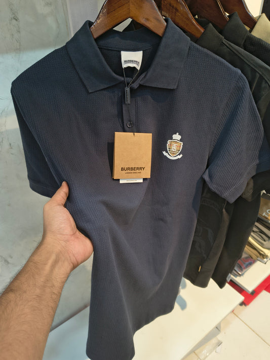 Navy Burberry collar tshirt