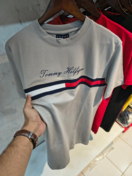 Tommy Hilfiger Round Neck
